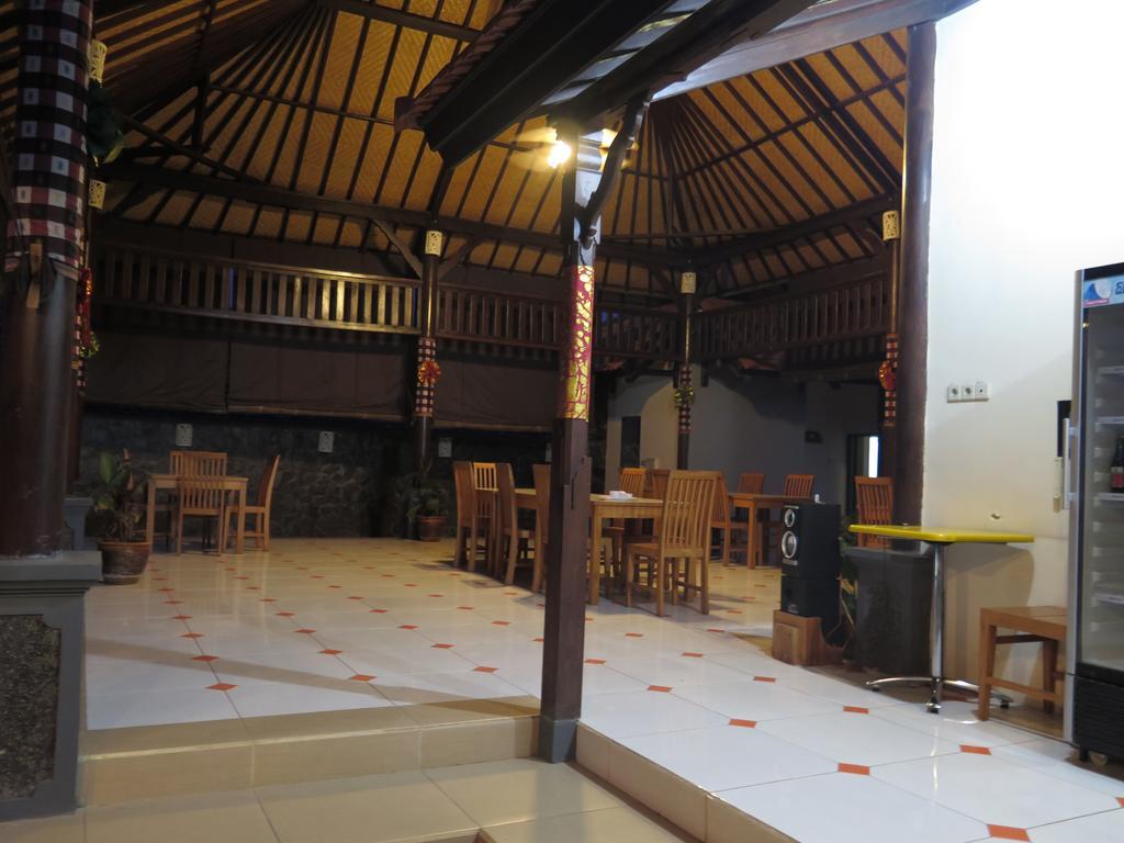 Antari Hotel Pemuteran Exterior photo