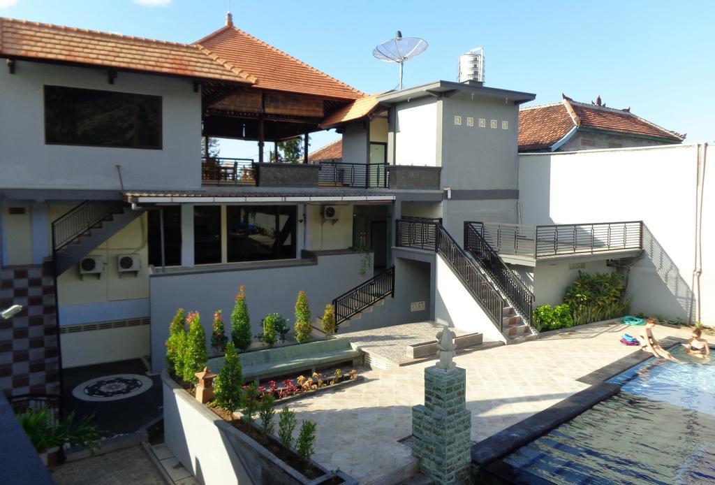 Antari Hotel Pemuteran Exterior photo