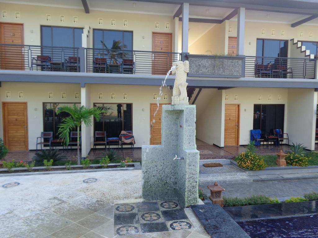 Antari Hotel Pemuteran Exterior photo