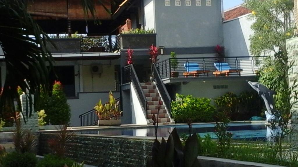 Antari Hotel Pemuteran Exterior photo